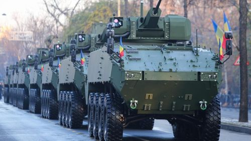 Experţi europeni sprijină România în pregătirea proiectelor finanţate prin mecanismul european SAFE / Prima vizită a avut loc la Uzina Mecanică Bucureşti, unde se produc transportoarele blindate Piranha