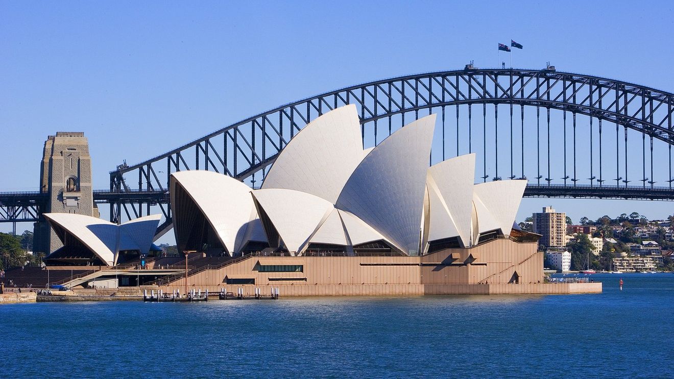Australia se confruntă cu o creștere a atacurilor antisemite / Poliția investighează legăturile cu infractori plătiți: „Nu este clar cine sau de unde provin plățile”