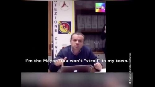 VIDEO Primarii italieni, exasperați că oamenii nu stau în case: ”O să trimitem Carabinierii! Dar îi trimitem cu aruncătorul de flăcări!" / ”Nu vă pot interzice să ieșiți din casă? Vă interzic să mai pășiți pe spațiul public!”