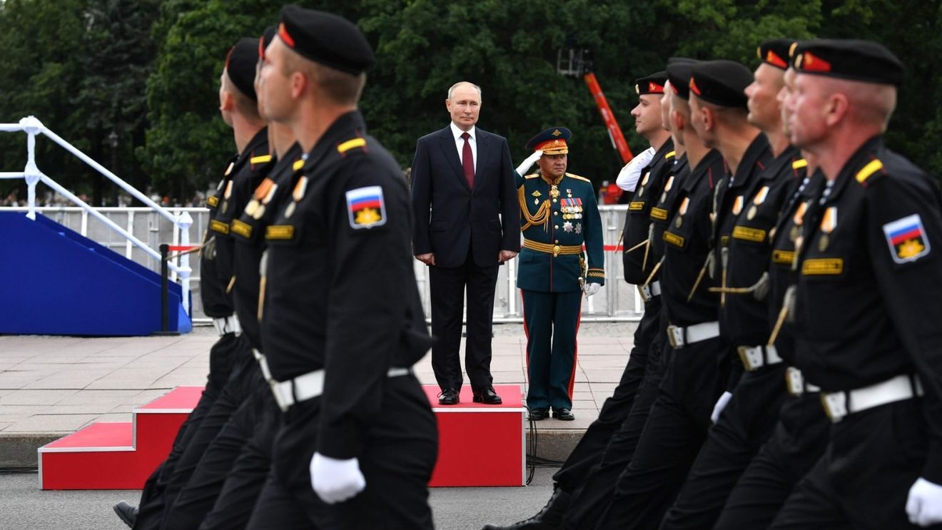 Putin semnează legea care elimină limita de vârstă pentru înrolarea în armata rusă - TASS
