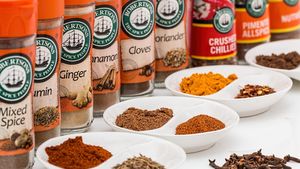 Care este cel mai sănătos condiment? Nutriționiștii împărtășesc alegerea lor numărul 1 și pe cele de evitat