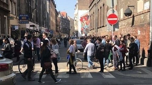 Record de prezență la alegerile din Ungaria/ Cine sunt alegătorii care stau la cozi: pro sau anti Orban?