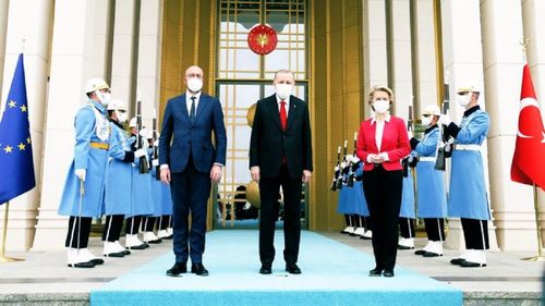 VIDEO Cum ar putea fi resetate relațiile UE-Turcia / Șefa Comisiei Europene: Turcia trebuie să respecte regulile internaționale în domeniul drepturilor omului / Președintele Consiliului European: Angajamentul nostru va fi progresiv, proporțional și reversibil