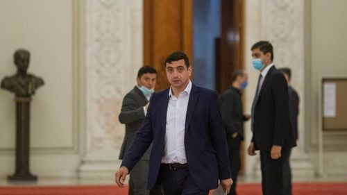 Derapaj al lui George Simion la adresa parlamentarilor care susțin certificatul verde: Criminali! / Puneți presiune pe ei