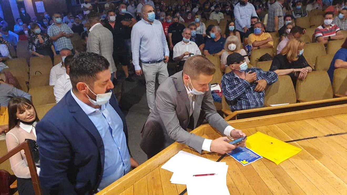 Candidatura lui Raul Ambruş la funcţia de preşedinte al PNL Timişoara a fost invalidată de Curtea de Arbitraj a partidului