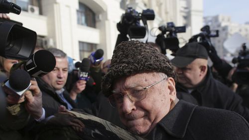 „Tătuc”, „comunist cu față umană”, „aparatcic”, „sărac, dar cinstit” / Agențiile internaționale de presă evocă felul în care a fost etichetat Ion Iliescu și evenimentele controversate pe care le-a orchestrat