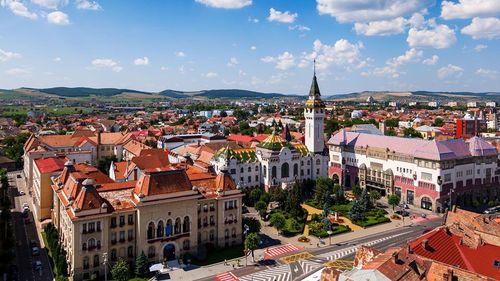 Un singur izvor din Târgu Mureș are apă potabilă / Primăria, obligată să monteze plăcuțe prin care să anunțe că apa nu se poate bea / Peste 70% din izvoarele și fântânile din județ nu au apă potabilă