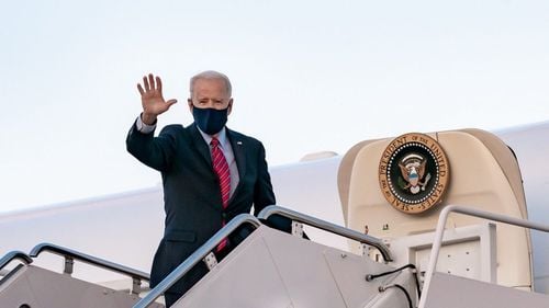 Joe Biden a ajuns în Regatul Unit, prima etapă a turnelui european care include și întâlnirea cu Vladimir Putin