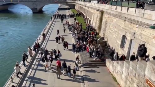 Franța, un nou lockdown de patru săptămâni pentru 16 departamente franceze, inclusiv pentru Paris