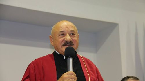 Iosif Urs, președintele Universității Titu Maiorescu, a fost plasat sub control judiciar