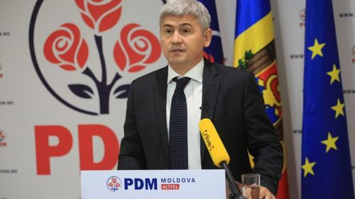 Alexandru Jizdan, fost ministru de Interne de pe vremea oligarhului Plahotniuc, percheziționat de procurorii anticorupție din Republica Moldova pentru îmbogățire ilicită