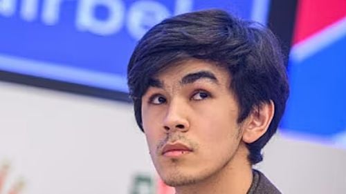 Uzbecul Javokhir Sindarov, cel mai tânăr câştigător al Cupei Mondiale de șah