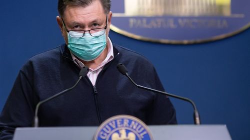 Alexandru Rafila estimează 800.000 de infectări în valul 5: „Certificatul verde ar fi putut să frâneze creșterea”