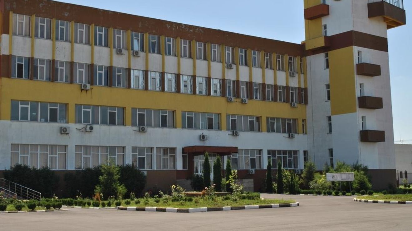 Șefa Penitenciarului Giurgiu a fost revocată din funcţie, anunță sindicaliştii din ANP/ Angajaţii din sistem susţin că aceasta şi-ar fi petrecut concediile cu membri ai unei reţele de trafic de persoane