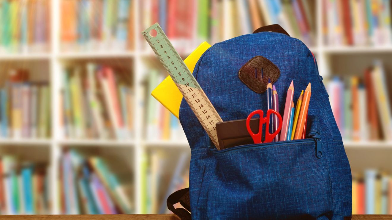 Ministerul Educației: Sumele virate pe cardurile educaţionale mai pot fi cheltuite până pe 31 august 2025 / Apel către părinţi să achiziţioneze din timp rechizitele