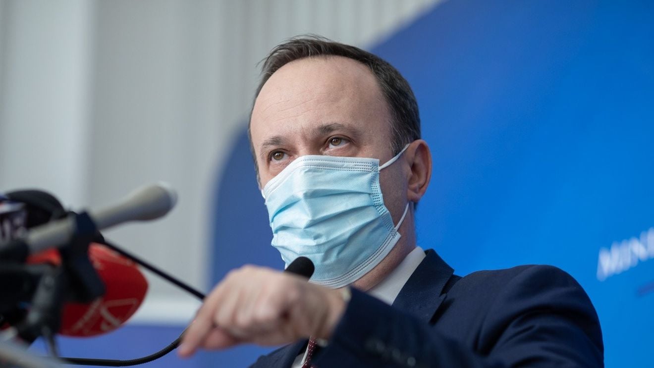 Adrian Câciu spunea în 2020 că reducerea accizei la carburanți are „efect zero”, iar acum ca ministru al Finanțelor propune această măsură