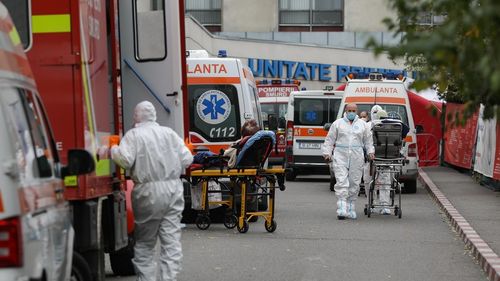 ULTIMA ORĂ 11.546 de cazuri noi de coronavirus la 41.223 teste PCR și rapide/ 298 de pacienți au murit în ultimele 24 de ore/ 37 de copii sunt internați la ATI