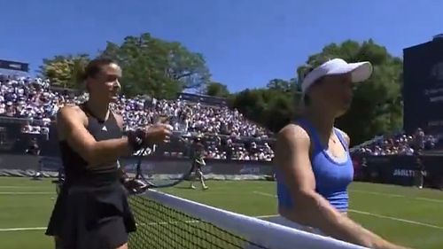 VIDEO Scandal mare în WTA: Sakkari și Putintseva, la un pas de bătaie: „Nimeni nu te place!”