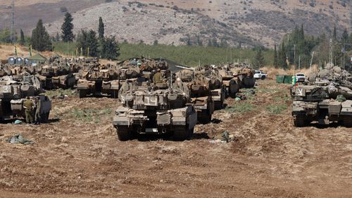 Armata israeliană se retrage de pe un important coridor de circulaţie din Gaza