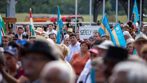 Deputatul UDMR, Kulcsár-Terza József, susține că hackerii i-au spart adresa de email și contul de whatsapp și au trimis materiale cu conținut pornografic ”cu scopul de a-l compromite”