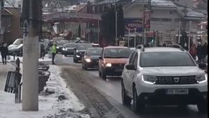Șase variante pentru București - Brașov, care pot evita aglomerația de pe Valea Prahovei / Cele mai rapide rute sunt de 3 ore și jumătate, iar pe unele se poate circula iarna doar cu mașini bine echipate și cu tracțiune integrală