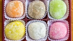 VIDEO | Ce este mochi, desertul japonez înghețat/ Prepară „mochi” cu aroma dorită în doar câteva minute, folosind doar două ingrediente