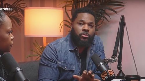 Actorul şi muzicianul Malcolm-Jamal Warner, devenit celebru în copilărie în rolul lui Theodore Huxtable din ”The Cosby Show”, a murit la vâsta de 54 de ani / Se afla în vacanţă pe coasta Caraibelor din Costa Rica şi înota, fiind tras în larg de curenţi