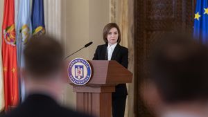 Moldova: PAS și Maia Sandu cresc în sondaje după ce Rusia a amenințat cu o intervenție militară / Scădere puternică pentru partidul oligarhului fugar Ilan Șor, în ciuda protestelor tot mai violente