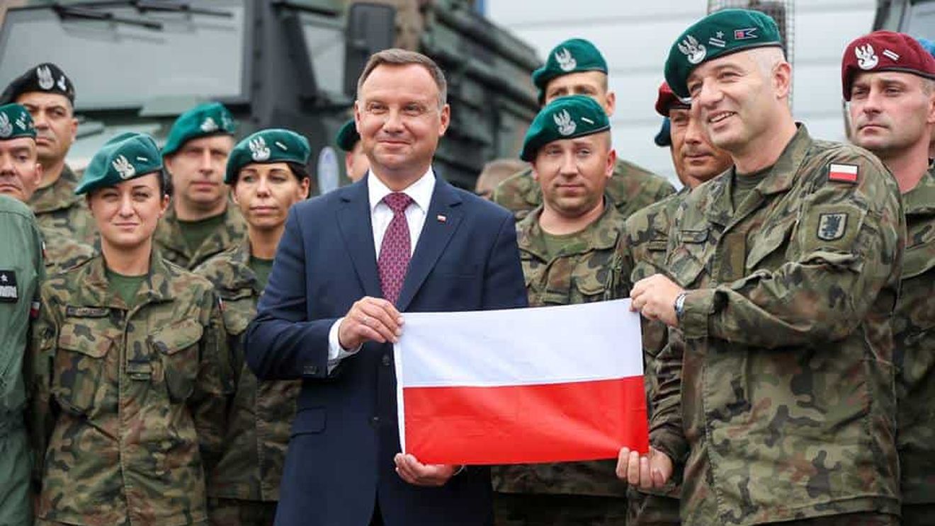 Preşedintele polonez Andrzej Duda numeşte 27 de judecători la Curtea Supremă în pofida unei hotărâri judecătoreşti care a stabilit că procedura ar trebui suspendată