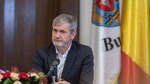 Președintele PNL Botoșani propune un acord politic PNL-PSD: Nu se poate guverna fără PSD / Valeriu Iftime face parte din tabăra Veștea