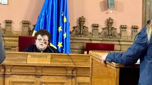 BREAKING Curtea de Apel București a amânat din nou cererea avocatei AUR Silvia Uscov de suspendare a judecătorilor CCR Dacian Dragoș și Mihai Busuioc: 11 februarie, ziua verdictului pe pensiile speciale