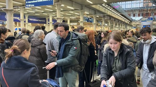 Germania şi Londra pregătesc înfiinţarea unei legături feroviare directe între Germania şi Regatul Unit, pe sub Canalul Mânecii: „Ar facilita enorm călătoriile şi ar creşte în mod considerabil atracţia trenului”