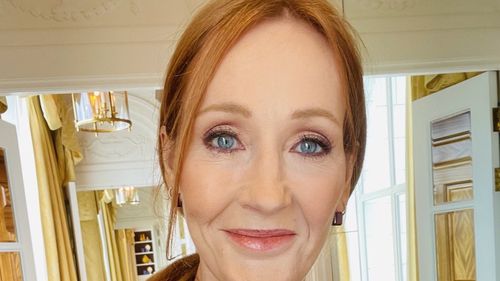 J.K. Rowling va dona mai mult de un milion de euro pentru copiii din Ucraina