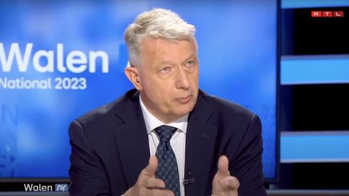 Deputatul european de extremă dreaptă Fernand Kartheiser se va întâlni cu oficiali ai Kremlinului la Moscova / Conducerea partidului său european amenință că-l exclude