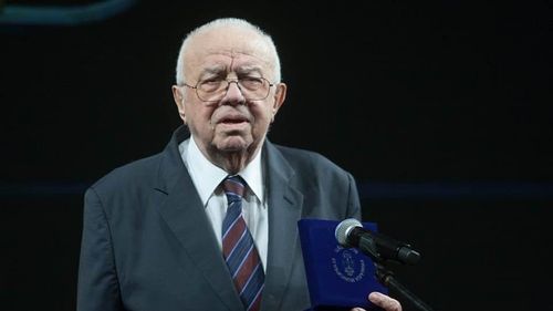 Alexandru Arşinel și soția sa, internați la ”Matei Balş” cu o formă ușoară de COVID la două luni de la vaccinare: Noi suntem apărați totuși de vaccinul pe care l-am făcut