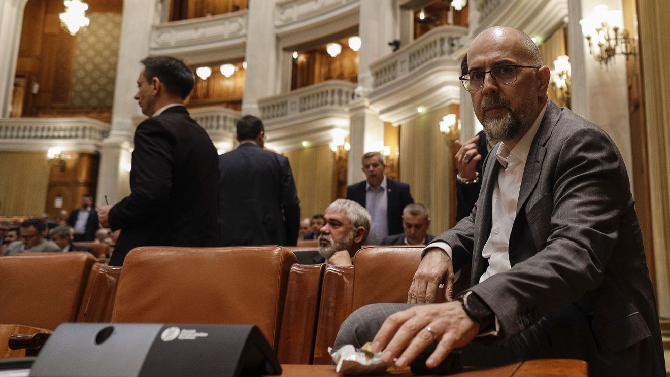 Kelemen Hunor: La Codul penal am votat „pentru” şi ne-am abţinut la Codul de procedură