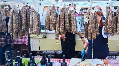 FOTO-VIDEO I Carnea de gâscă – resursă economică și parte din identitatea unei comunitați agricole de lângă Milano. Se sărbătorește de peste cinci decenii