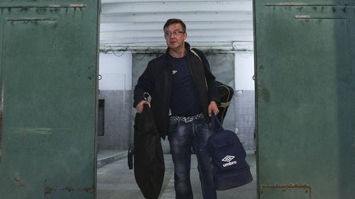 Fostul șef al Fiscului, Sorin Blejnar, și fostul șef al Vămilor, Viorel Comăniță, au fost achitați în primă instanță într-un dosar în care sunt acuzați de o mită de 2 milioane de euro / Sute de interceptări făcute de SRI au fost excluse din dosar