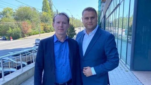 George Stângă, șeful PNL Galaţi înregistrat de procurorii DNA în timp ce încerca să intervină pe lângă ministrul Drulă ca să îi țină oamenii în funcții, anunță că îl susține pe Florin Cîțu în lupta pentru șefia PNL