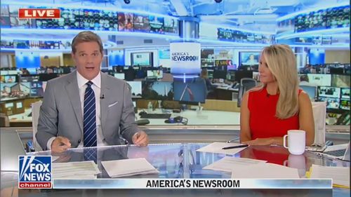 Prezentator de la Fox News ironizat pentru că l-a creditat pe Karl Marx ca autor al Mein Kampf