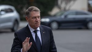 AUR, după precizările președintelui Iohannis pe tema canalului Bâstroe: Opţiunea preşedintelui de a lua apărarea necondiţionat părţii ucrainene într-o controversă care implica interesele României este de neacceptat şi nu poate ramâne fără urmări