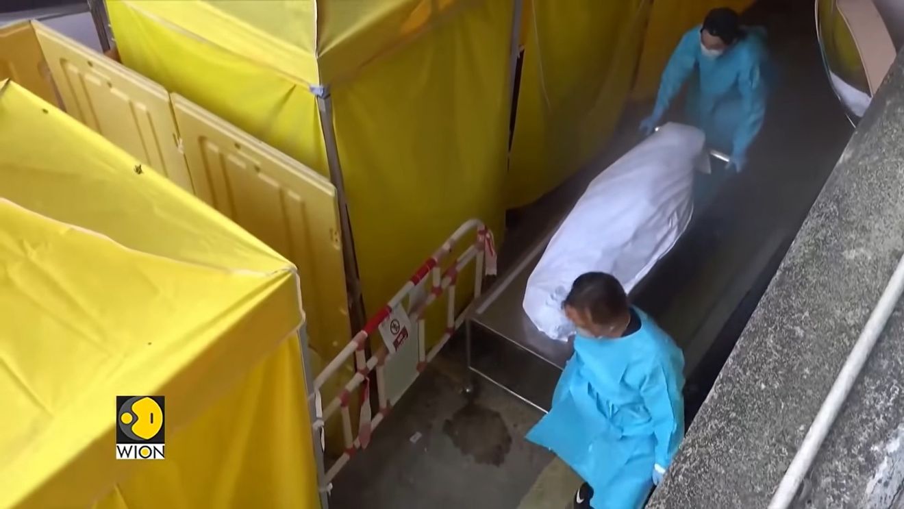 Hong Kong rămâne fără sicrie pe fondul creșterii devastatoare a deceselor cauzate de Coronavirus. Virusul se răspândește din nou și în China