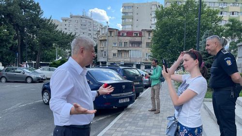 Ancuța Felicia Dunca, fosta consilieră de încredere a primarului PSD Daniel Tudorache de la Sectorul 1, acuzată de incompatibilitate pentru că a lucrat concomitent la stat și la o firmă a afaceristului Mohammad Murad. Ea a beneficiat și de o sinecură în guvernul Ciucă