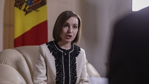 Maia Sandu anunță suspendarea licenței pentru șase posturi de televiziune din Republica Moldova: Protejarea spațiului informațional național este un pas important pentru prevenirea tentativelor de destabilizare