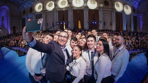 Ponta pune 15 condiții pentru ca Pro România să voteze prelungirea stării de urgență: Activitatea productivă și de servicii să înceapă pe 1 Mai/ Extinderea și pe teritoriul României a dreptului de transport pentru lucrătorii sezonieri