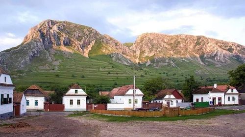 Sezonul turistic la Rimetea se deschide pe 26 aprilie / Localitatea din Alba este câștigătoare a categoriei „Sate de Poveste” 2025, la Gala Destinația Anului