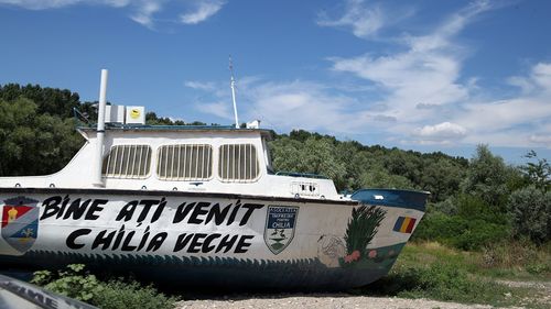 OFICIAL Un glonț ar fi trecut prin acoperișul unei bucătării din Chilia Veche / Proiectilul ar fi fost tras în casă dinspre România