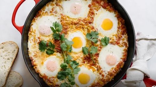 3 idei de prânz, care au la bază ouă, o sursă excelentă de proteine și vitamine / Sunt gata în mai puțin de 30 de minute