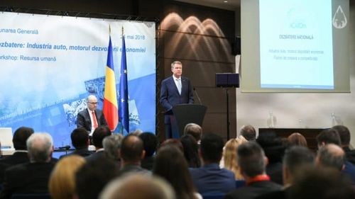 Klaus Iohannis trage un nou semnal de alarmă: Românii își doresc un trai mai bun și recurg la proteste – până acum greu de imaginat – pentru a atrage atenția asupra acestor probleme acute