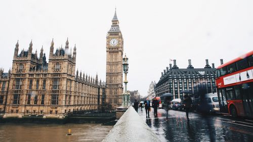 Marea Britanie și Uniunea Europeană au ajuns la un acord cu privire la protocolul privind Irlanda de Nord: „S-a ajuns la un acord. Acordul este încheiat” – presa britanică